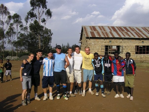 Group photo of a school in Kenya
