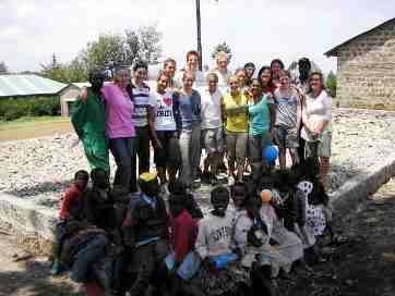 Group photo of a school in Kenya